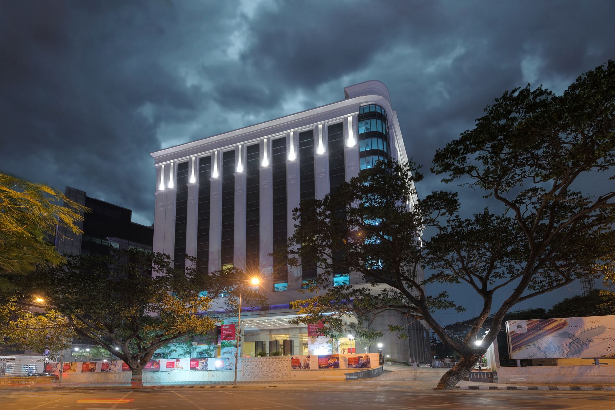 Ramada Plaza Chennai Hotel Esterno foto